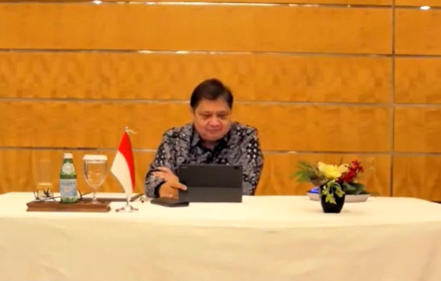 Menteri Koordinator Bidang Perekonomian Airlangga Hartarto dalam konferensi pers mengenai RCEP Indonesia-Singapura, 30 Agustus 2022.