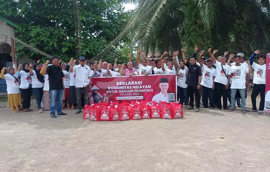 Masyarakat dan nelayan di Musi Banyuasin, Sumatera Selatan menggelar deklarasi dukungan untuk Ganjar Pranowo, Jumat, 16 September 2022.