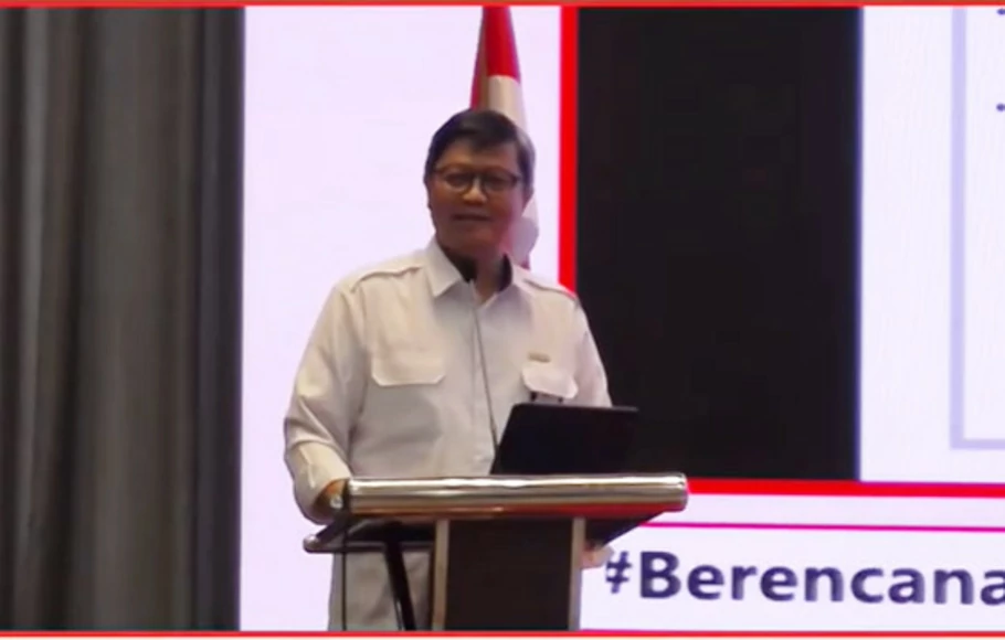 Kepala Badan Pengembangan Infrastruktur Wilayah (BPIW) Kementerian Pekerjaan Umum dan Perumahan Rakyat (PUPR) Rachman Arief Dienaputra memberi sambutan dalam acara Rakornas Pemutakhiran Pendataan Keluarga Tahun 2022”, 19 September 2022.