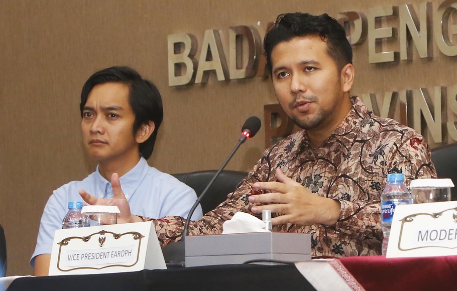 Wakil Gubernur Jawa Timur Emil Elestianto Dardak memberikan paparan dalam konferensi pers terkait EUROPH World Congress ke-28.