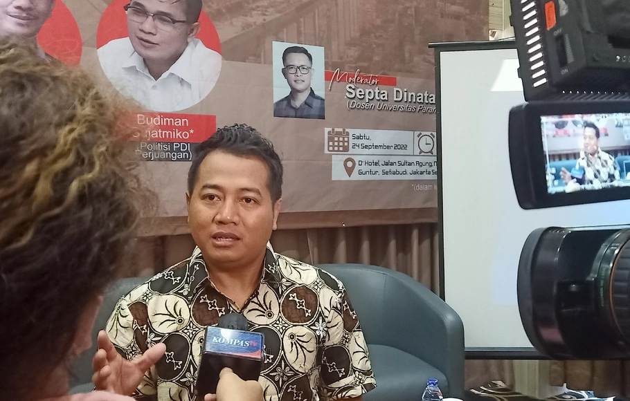 Pengamat Politik dari UIN Jakarta Adi Prayitno usai diskusi bertajuk 