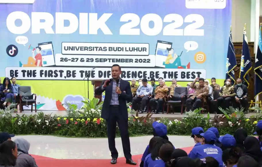 Agus Harimurti Yudhoyono (AHY) saat memberikan kuliah umum yang bertajuk “Peran Milenial dalam Bela Negara” pada hari pertama Orientasi Pendidikan (Ordik) 2022 Universitas Budi Luhur (UBL), Senin, 26 September 2022.