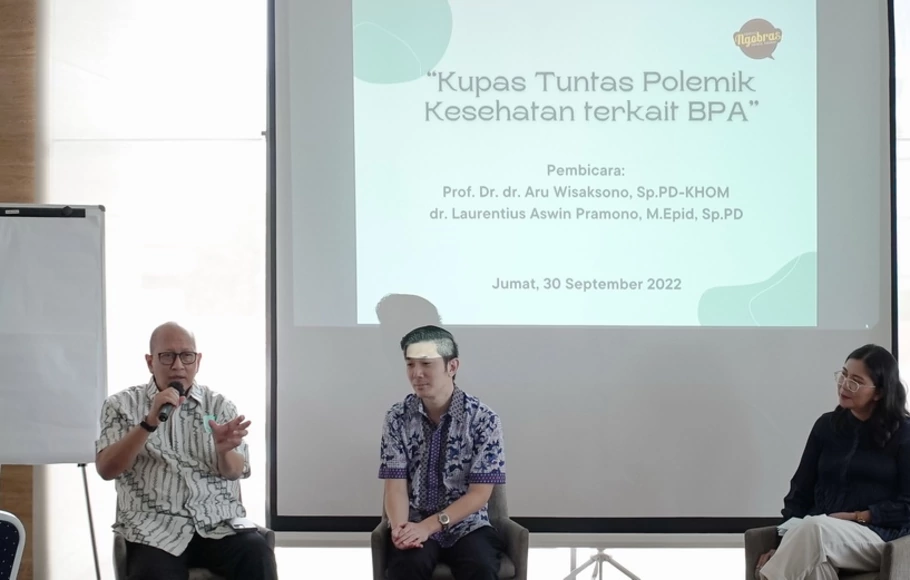 Diskusi bertema “Kupas Tuntas Polemik Kesehatan terkait BPA” di Jakarta, Jumat 30 September 2022, menghadirkan pembicara Profesor Aru Sudoyo dan Dokter Spesialis Penyakit Dalam, Aswin Pramono.