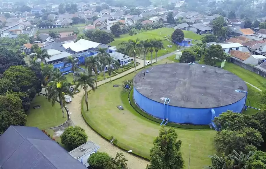 Instalasi pengolahan air minum Tirta Pakuan Kota Bogor.