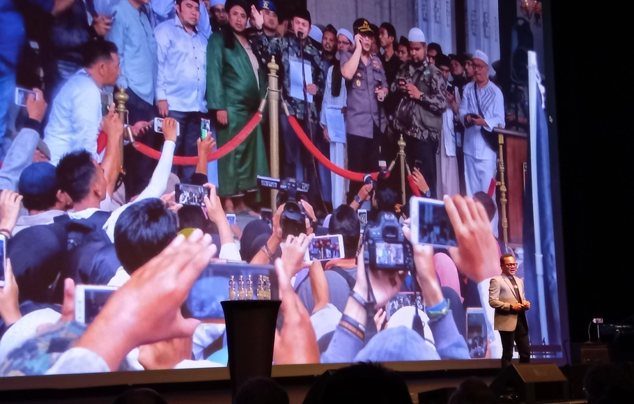 Wali Kota Bogor Bima Arya Sugiarto dalam acara A Farewell Event for Gubernur Anies Baswedan di Ballroom Djakarta Theater XXI, Jakarta, Minggu, 2 Oktober 2022.