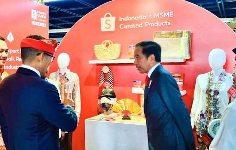 Presiden RI Joko Widodo (Jokowi) membuka Konferensi ke-3 Ekonomi Kreatif atau World Conference on Creative Economy (WCCE) Tahun 2022 yang digelar di Bali International Convention Center (BICC), Nusa Dua, Kabupaten Badung, bali, Kamis 6 Oktober 2022.