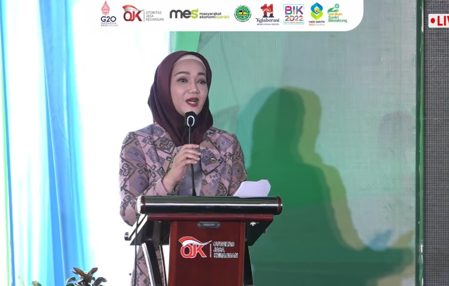Komisioner Bidang Edukasi dan Perlindungan Konsumen OJK, Friderica Widyasari Dewi, dalam kegiatan edukasi SAKINAH 