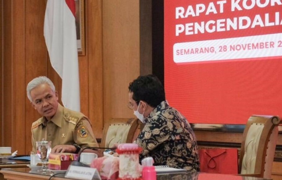 Gubernur Jawa Tengah Ganjar Pranowo memimpin Rapat Koordinasi Pengendalian Inflasi Daerah di Semarang, Senin 28 November 2022. 