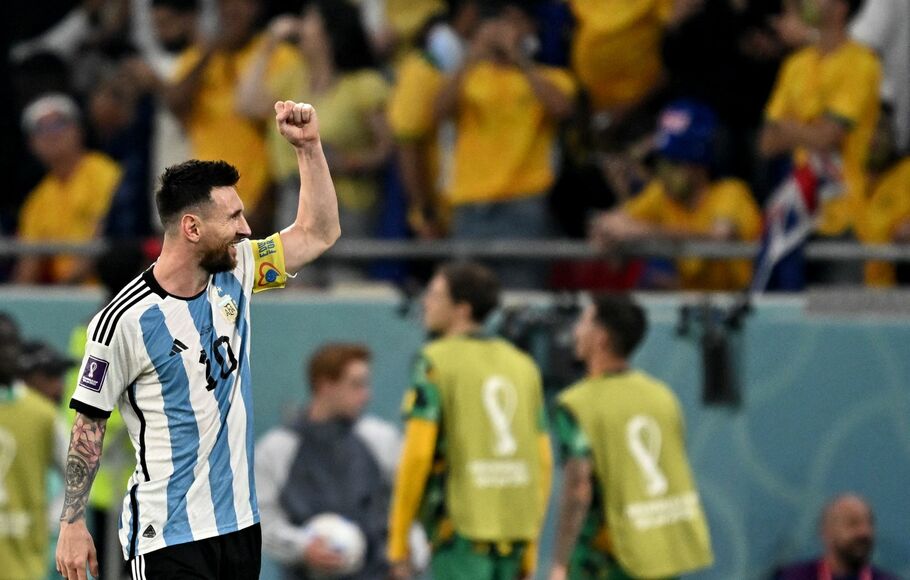 Pemain Argentina Lionel Messi meluapkan kegembiraan setelah mencetak gol ke gawang Australia pada babak 16 besar Piala Dunia 2022 di Stadion Ahmad Bin Ali, di Al-Rayyan, Doha, Qatar, Minggu 3 Desember 2022 dini hari WIB. 
