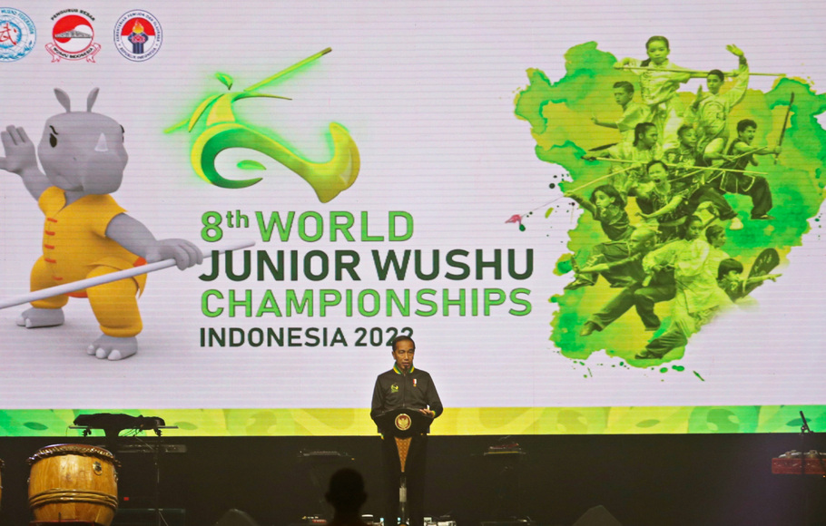 Presiden Joko Widodo (Jokowi) secara resmi membuka Kejuaraan Dunia Wushu Junior VIII/2022 di ICE Bumi Serpong Damai (BSD) Tangerang, Banten, Senin, 5 Desember 2022.