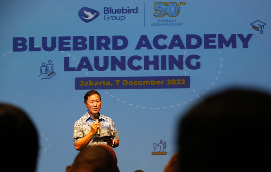 Direktur Utama PT. Blue Bird Tbk Sigit Djokosoetono saat acara peluncuran Bluebird Academy di Jakarta, Rabu 7 Desember 2022