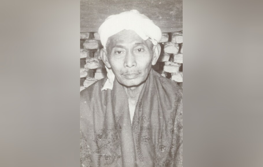 Kiai Idris Kamali Tebu Ireng, menantu Kiai Hasyim Asy'ari, salah satu kiai yang memiliki karomah