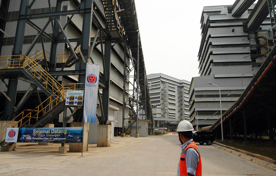 Pabrik baru Plant 14 PT Indocement Citeureup, Kabupaten Bogor yang mampu memproduksi 4,4 juta ton per tahun dengan sistem produksi yang ramah lingkungan.