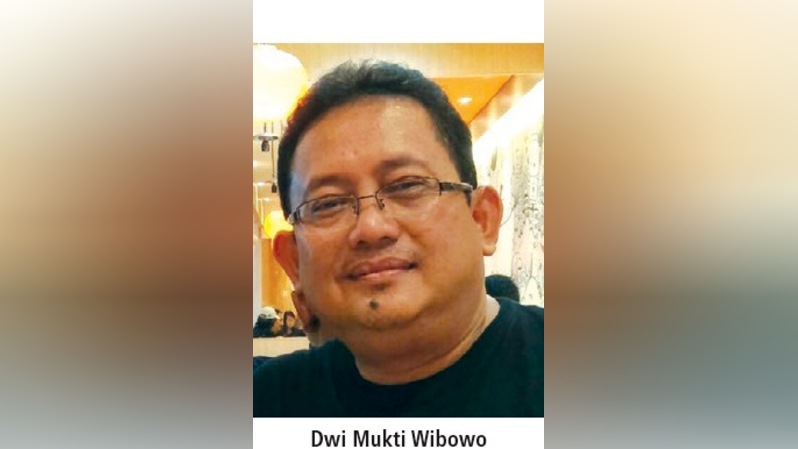 Dwi Mukti Wibowo, Perintis Lembaga Riset dan Kajian Ekonomi Kemanusiaan, DM Center) 