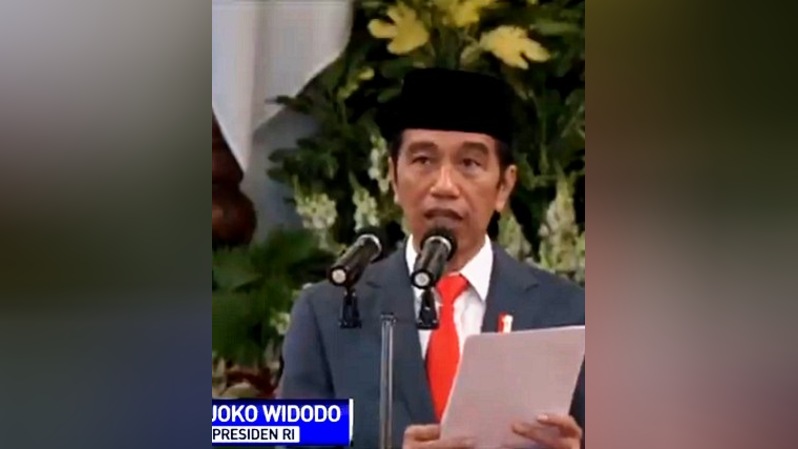 Presiden Joko Widodo (Jokowi) menjadi inspektur upacara HUT ke-74 Bhayangkara di Istana Negara, Jakarta, Rabu (1/7/2020). Sumber: BSTV