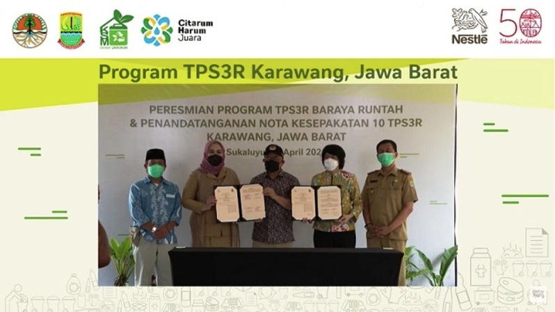 Penandatanganan Nota Kesepakatan Program Pengembangan 10 TPS3R di Karawang