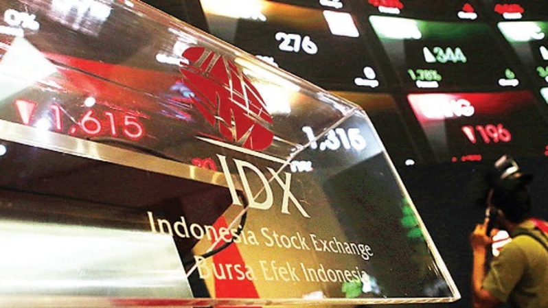 Monitor perdagangan saham di Bursa Efek Indonesia, Jakarta. Foto: Beritasatu Photo/Uthan AR 