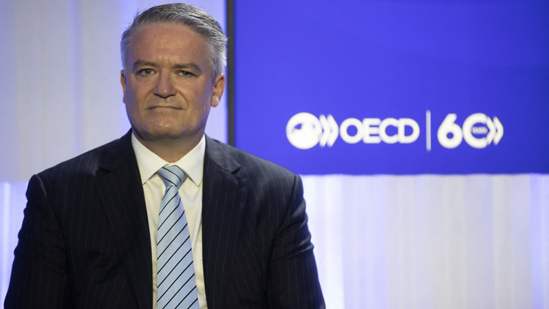 Sekretaris Jenderal (Sekjen) Organisasi untuk Kerjasama dan Pembangunan Ekonomi (OECD) Mathias Cormann, di kantor pusat OECD, di Paris, Prancis, pada 1 Juni 2021. ( Foto: IAN LANGSDON / POOL / AFP )