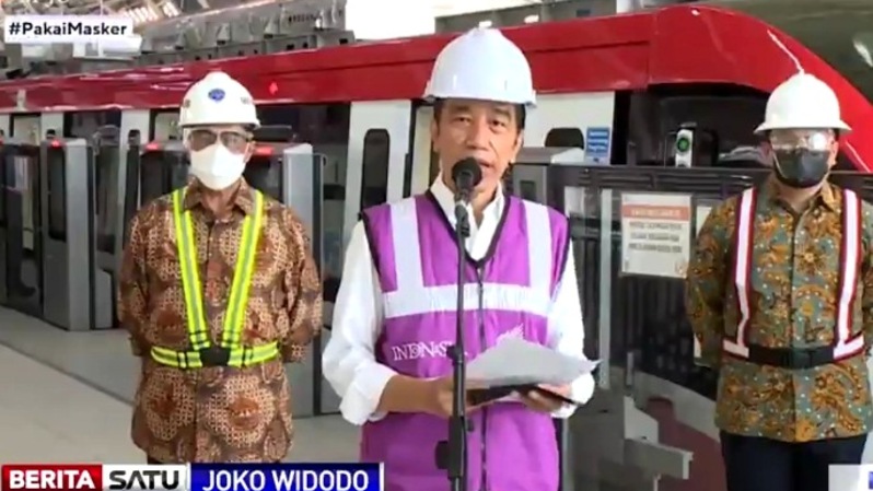 Jokowi Bangga Kolaborasi Anak  Bangsa  Hadirkan Transportasi 