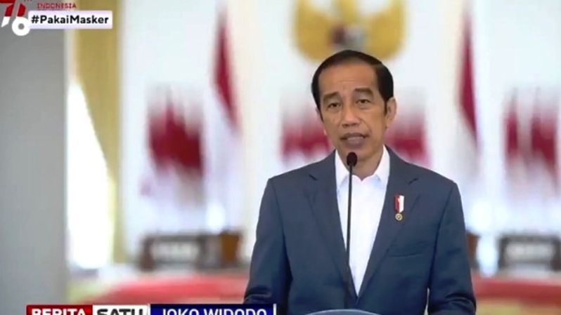 Presiden Joko Widodo berbicara kepada ASN secara daring, Selasa (27/7/2021). Sumber: BSTV