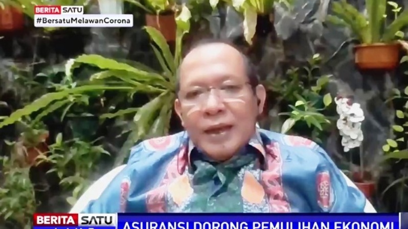 Hastanto Sri Margi Widodo, Ketua Asosiasi Asuransi Umum Indonesia (AAUI) dalam diskusi Zooming with Primus - Asuransi Dorong Pemulihan Ekonomi, live di BeritasatuTV, Kamis (5/8/2021). Sumber: BSTV