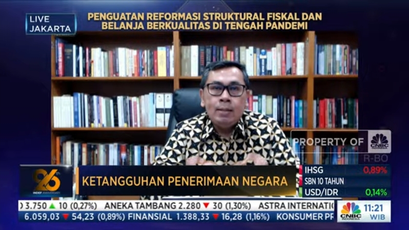 Staf Khusus Menteri Keuangan Yustinus Prastowondalam acara Sarasehan 100 Ekonom, Kamis (26/8/2021).