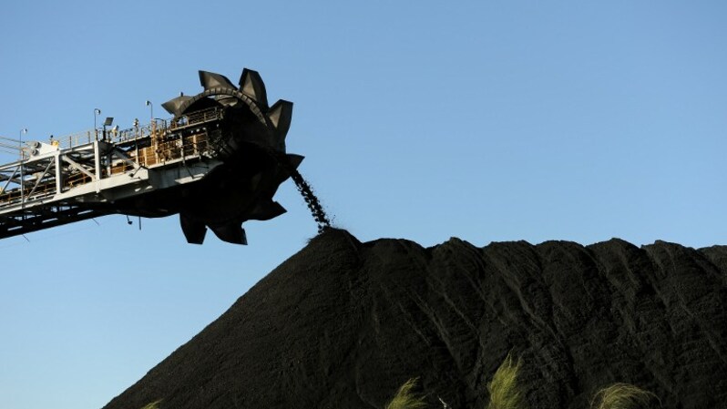 Ilustrasi pertambangan batu bara. ( Foto: AFP )