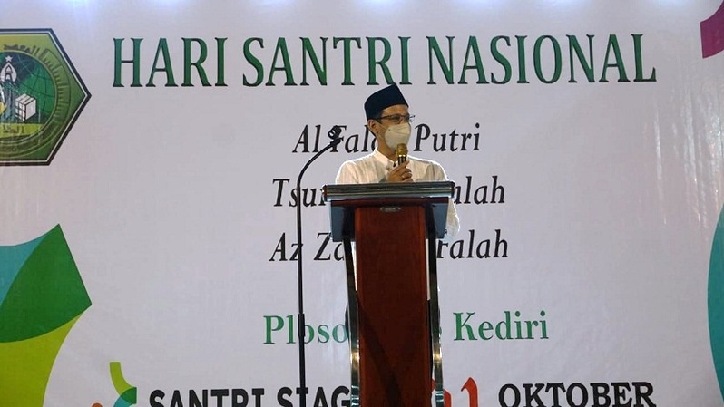 Mendikbudristek Nadiem Anwar Makarim saat bersilaturahmi ke Pondok Pesantren Lirboyo Kediri, Jawa Timur, Kamis (21/10/2021).