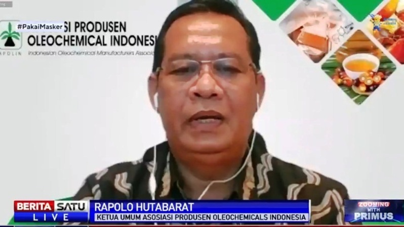 Rapolo Hutabarat, Ketua Umum Apolin (Asosiasi Produsen Oleochemical Indonesia)  dalam diskusi Zooming with Primus - Peluang dan Tantangan Hilirisasi CPO live di Beritasatu TV, Kamis (18/11/2021). Sumber: BSTV