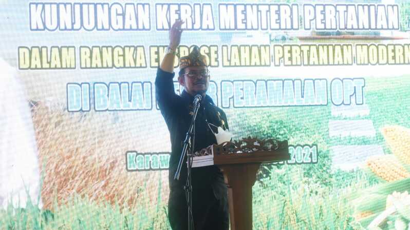 Menteri Pertanian Syahrul Yasin Limpo melakukan kunjungan kerja di Kabupaten Karawang, Jawa Barat, Rabu 15 Desember 2021. (Foto: Dok. Kementan)