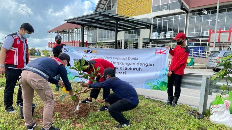  PT Hutama Karya (Persero) (Hutama Karya) menanam 60 ribu Pohon sepanjang Jalan Tol Trans Sumatera (JTTS) selama 2021. 