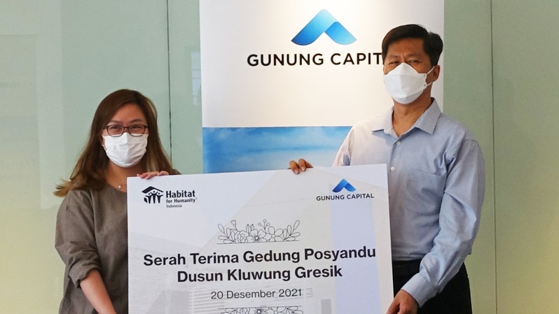 Gunung Capital membantu pembangunan Posyandu di Dusun Kluwung, Desa Kesamben Kulon, Kecamatan Wringin Anom, Kabupaten Gresik. (ist)