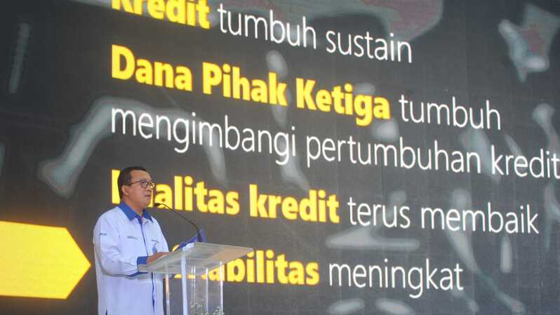 Direktur Utama BTN Haru Koemahargyo saat Rapat Kerja 2022 di Jakarta, Jumat (21/01/2022). 
