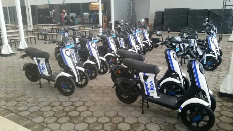 Sepeda motor listrik roda tiga di Bandara Soekarno-Hatta. Foto: PT Angkasa Pura II
