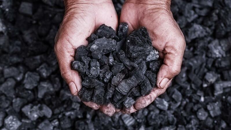 Kenaikan harga batubara kini semakin meroket ditengah konflik Rusia-Ukraina