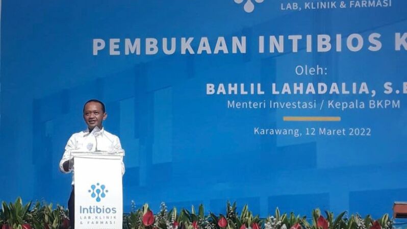 Bahlil Lahadalia, Menteri Investasi/ Kepala Badan Koordinasi Penanaman Modal (BKPM), dalam peresmian Intibios Lab, Klinik, dan Farmasi di Karawang, Sabtu (12/03/2022).