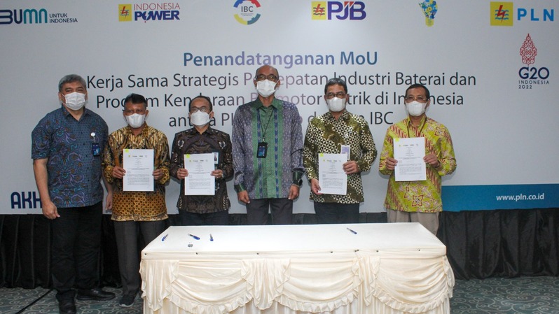 PLN - IBC MoU  Kerja Sama Strategis Percepatan Industri Baterai dan Program Kendaraan Bermotor Listrik di Indonesia 