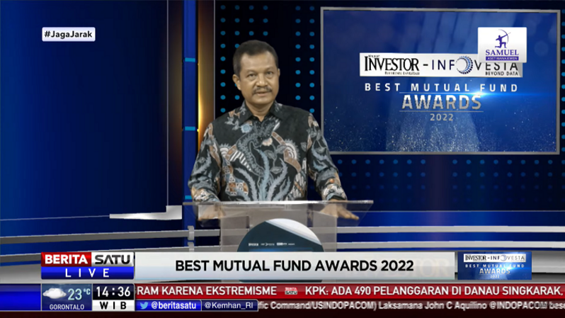 Direktur Pemberitaan Beritasatu Media Holdings Primus Dorimulu dalam sambutan di ajang Best Mutual Fund Awards 2022. Foto: Ist