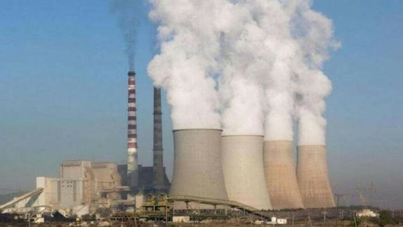 Ilustrasi emisi karbon pabrik. (ist)