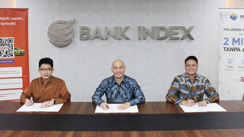 (kiri-kanan) CEO CARRO Indonesia Jeremy Ong, Presiden Komisaris Bank Index Joko Setiawan, dan Co-Founder & CEO Modalku Reynold Wijaya. (ist)