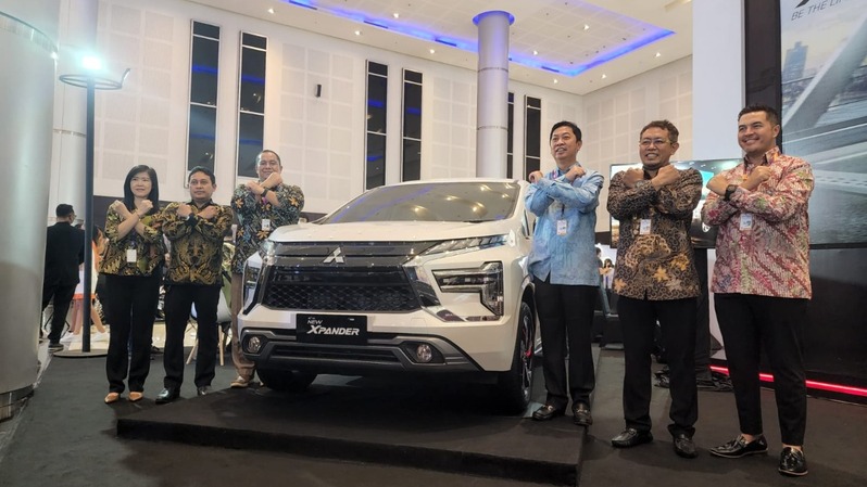 Mitsubishi meramaikan IIMS Surabaya 2022. (ist)