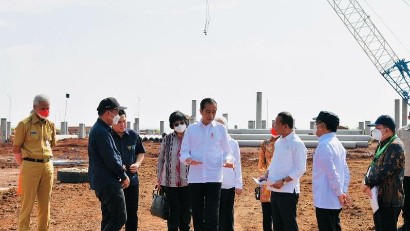 Presiden Joko Widodo meresmikan pengembangan KIT Batang tahap II