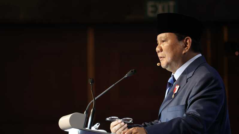 Menteri Pertahanan Prabowo Subianto di acara diskusi panel forum IISS Shangri-La Dialogue 2022, Singapura, Sabtu, 11 Juni 2022.