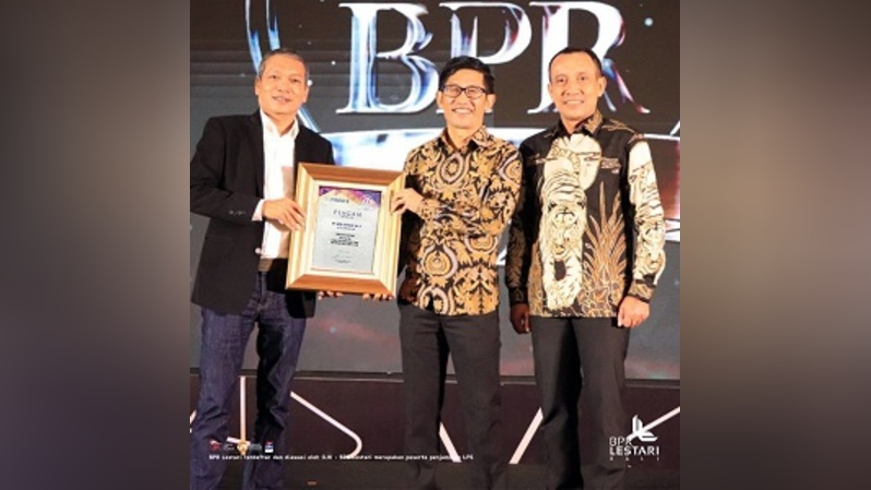 BPR Lestari Bali raih predikat Top 100 BPR dengan aset di atas 100 miliar versi Majalah The Finance by Infobank
