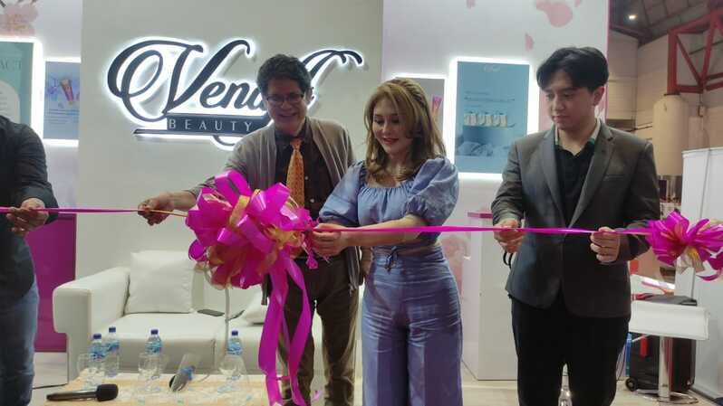 Soft launching brand skincare Venaft Beauty di PRJ Kemayoran, Sabtu (25/6/2022).