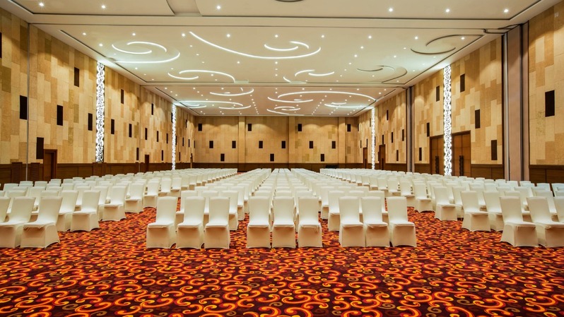 Ballroom The Alana Yogyakarta Hotel & Convention Center 