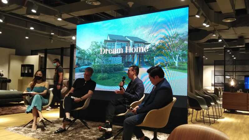 Talkshow Sunday Brunch with Brava & Bo Concept menghadirkan Jopy Rusli (Chief of Product Marketing Lippo Karawaci, Thom Elliot (World Class Architect), dan Andry Mulyona (Direktur PT Panca Anugrah Wisesa), di Jakarta, Minggu (24/7/2022) 