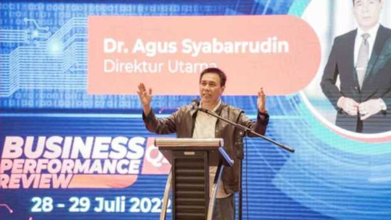 Direktur Utama Bank Banten Agus Syabarrudin pada pembukaan kegiatan Business Performance Review (BPR) Q2.  (Foto: Dok. Bank Banten)