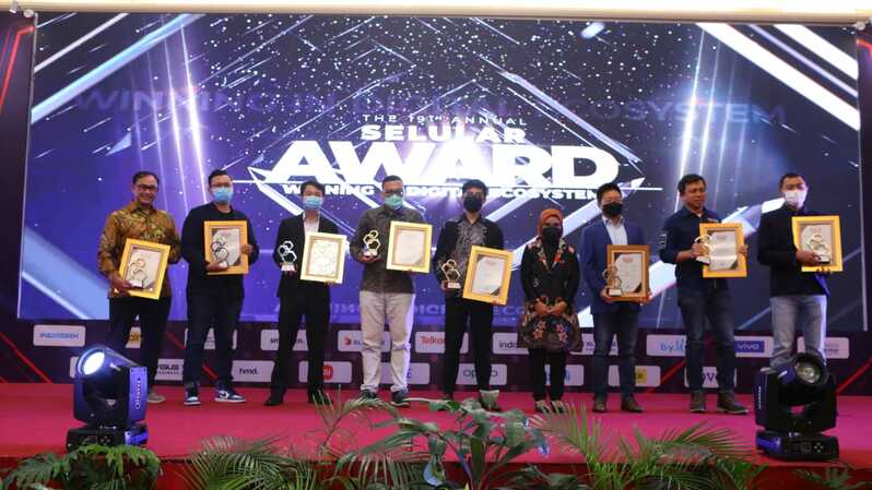 Para penerima penghargaan di ajang Seluler Award 2022 (Foto: Dok.PR)