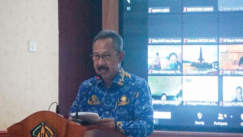 Komisioner BP Tapera Adi Setianto, saat berikan penjelasan terkait pemutakhiran data PNS di Bali.